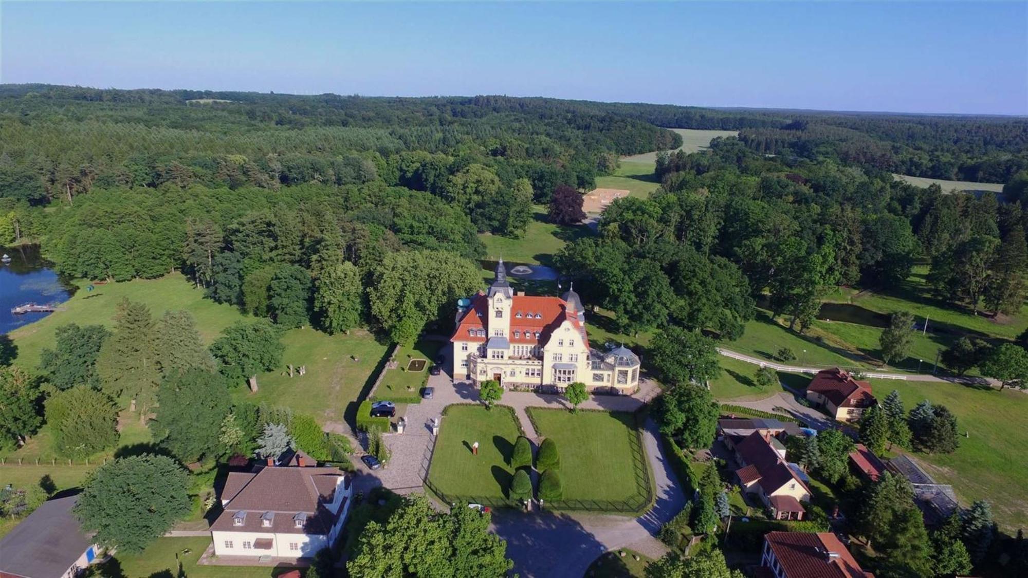 Bernsteinschloss Wendorf  Eksteriør billede